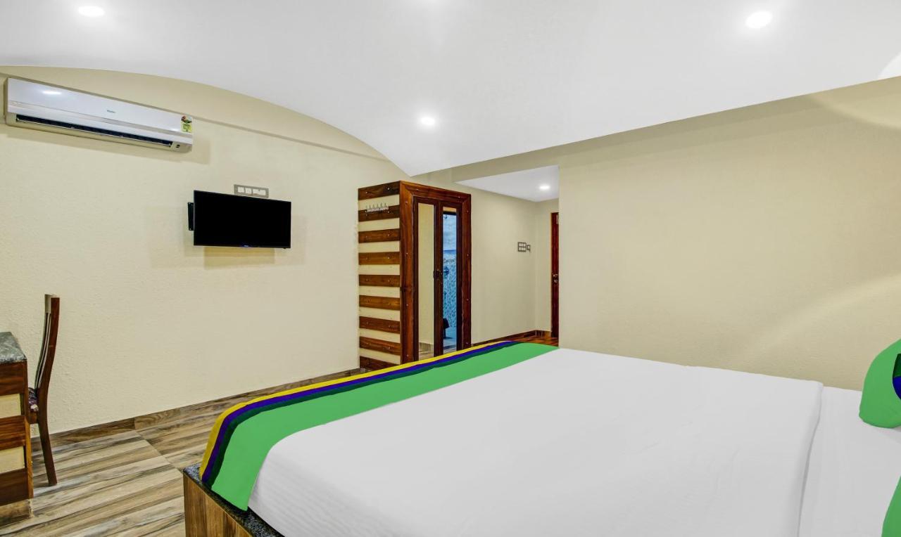 Treebo Majestic Palms, 2 Km From Colva Beach Benaulim Buitenkant foto